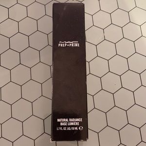 MAC Prep + Prime natural radiance base primer